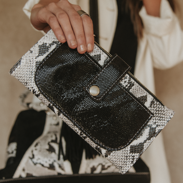 Múnich Víbora Blanco y Negro